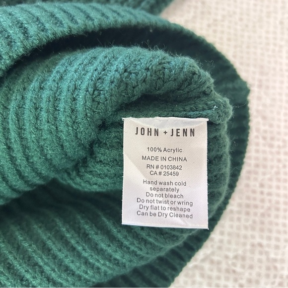 Green Ribbed Women's Sweater - Picture 7 of 7